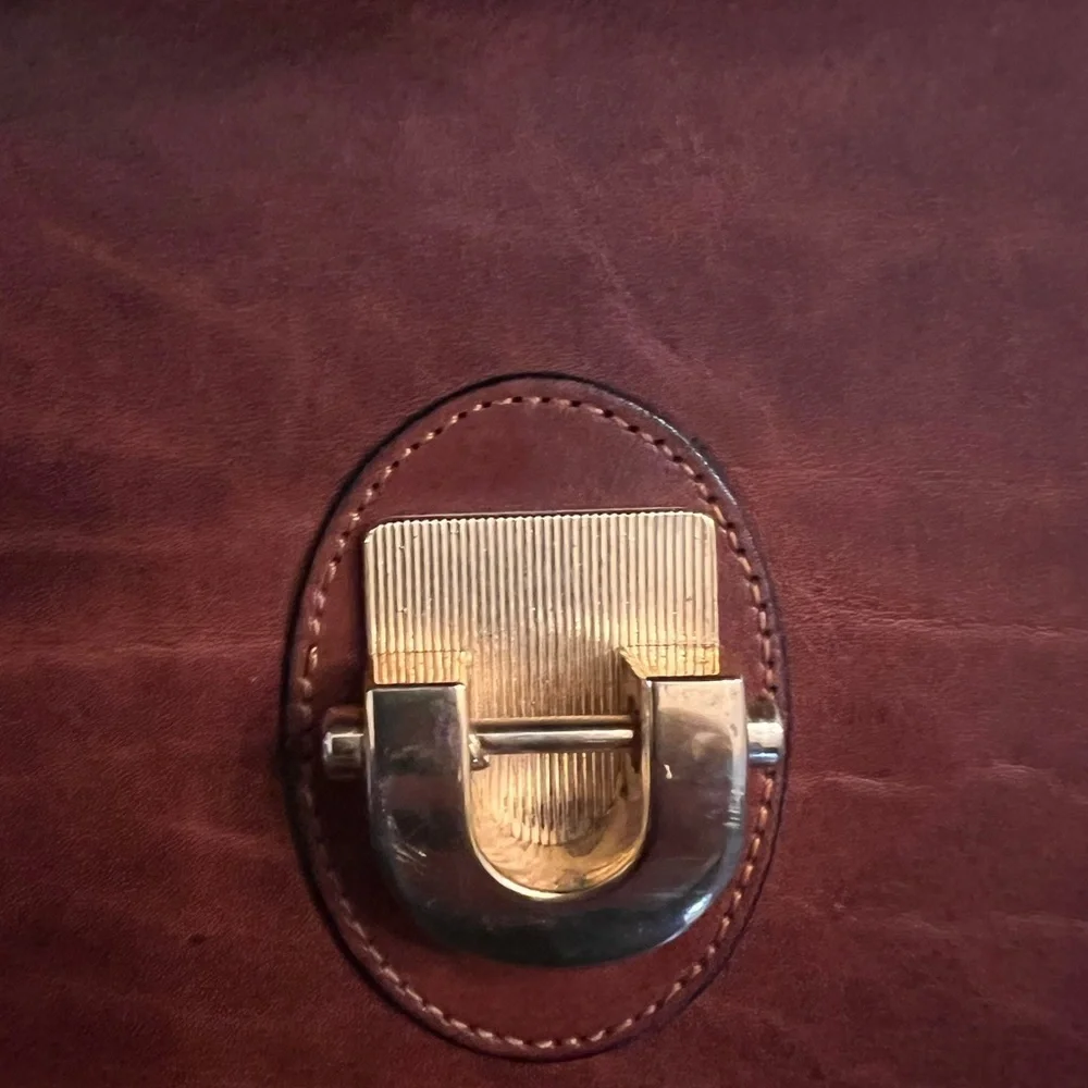 Vintage Oroton Leather Crossbody Satchel – Made in Australia